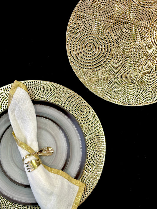 Infinity Circle Metallic Table Mats