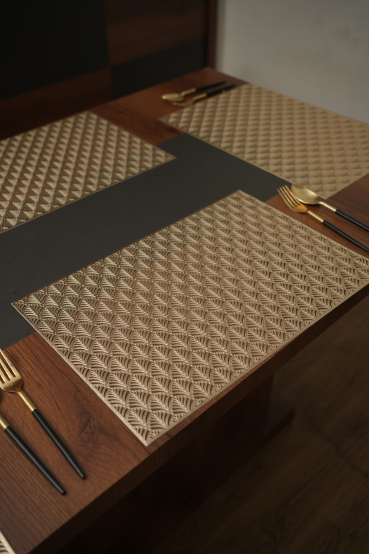 Winter Leaf Rectangle Metallic Table Mats Gold
