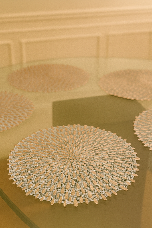 Droplet Flower Metallic Table Placemats