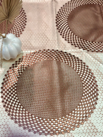 Elegant Crossbeads Metallic Table Mats