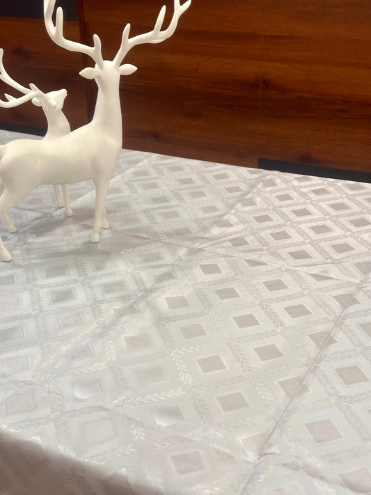 White Diamond Table Cover