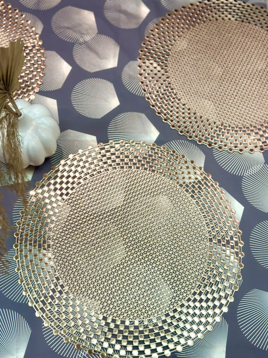 Elegant Crossbeads Metallic Table Mats