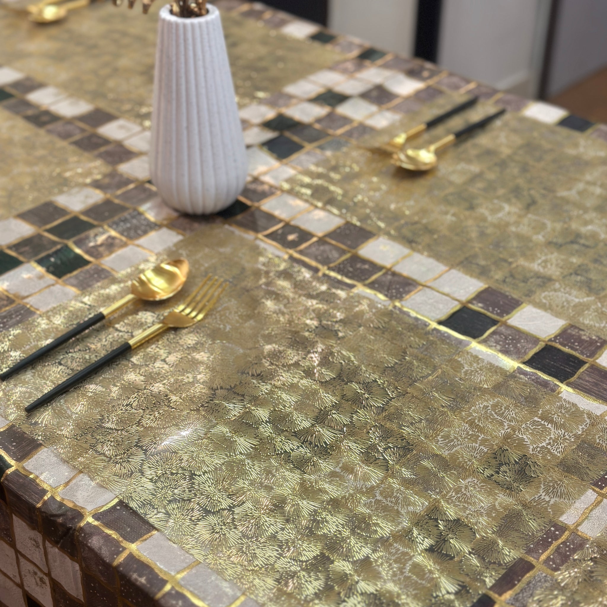 Premium Party Gold Table Mat Set