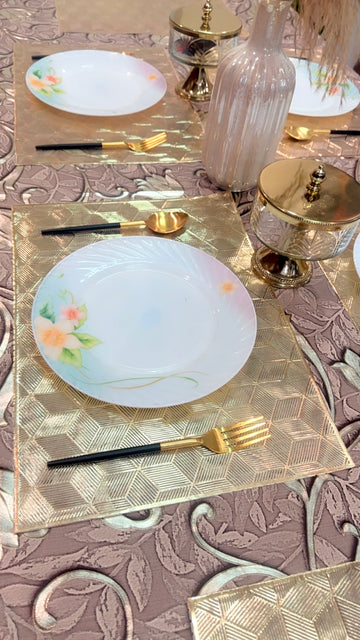 Gold Geometric Metallic Table Mat Set