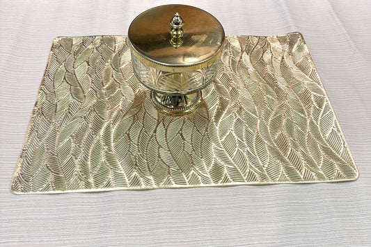 Leaf Overlap Rectangle Metallic Table Mats