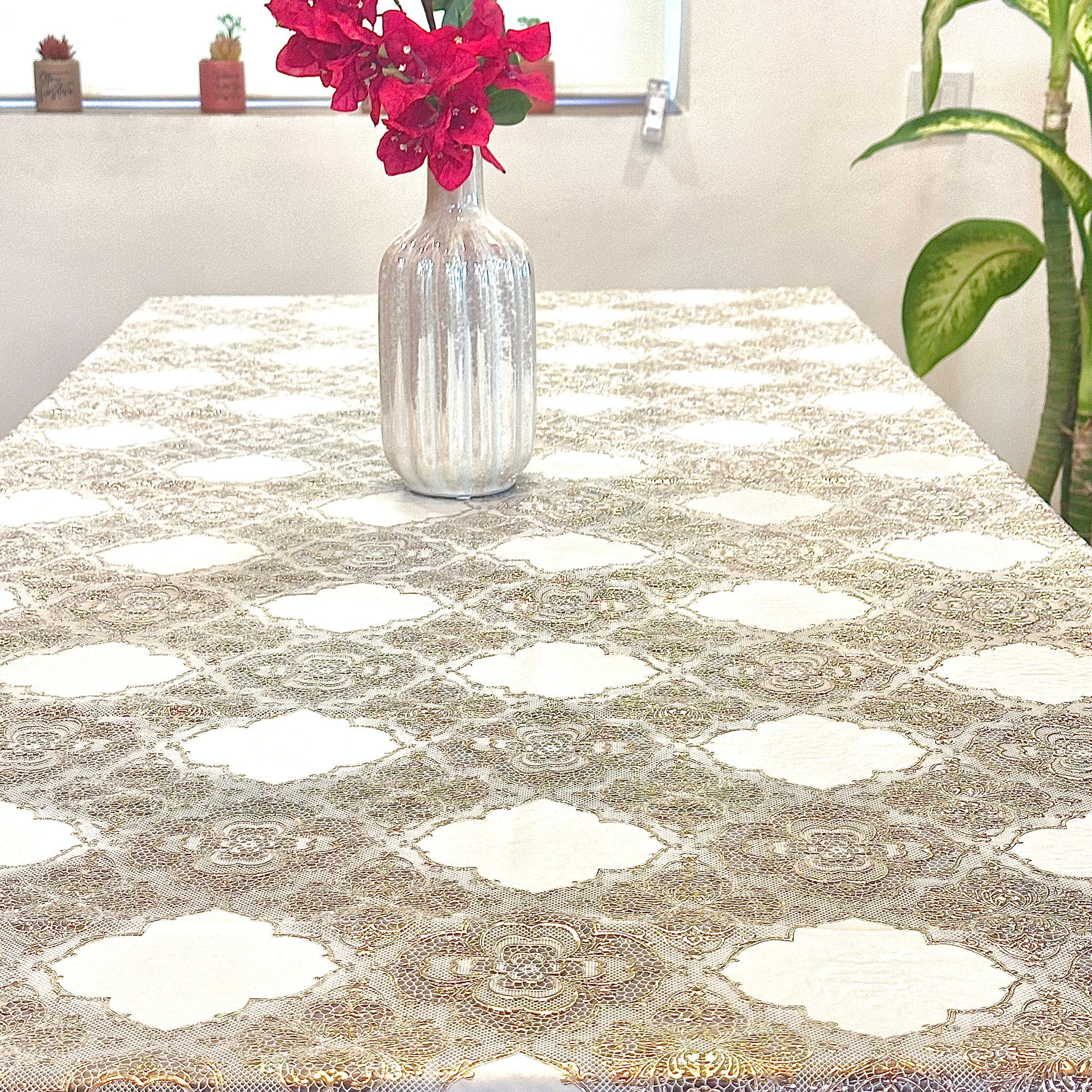 Floral Twist Metallic Table Cover