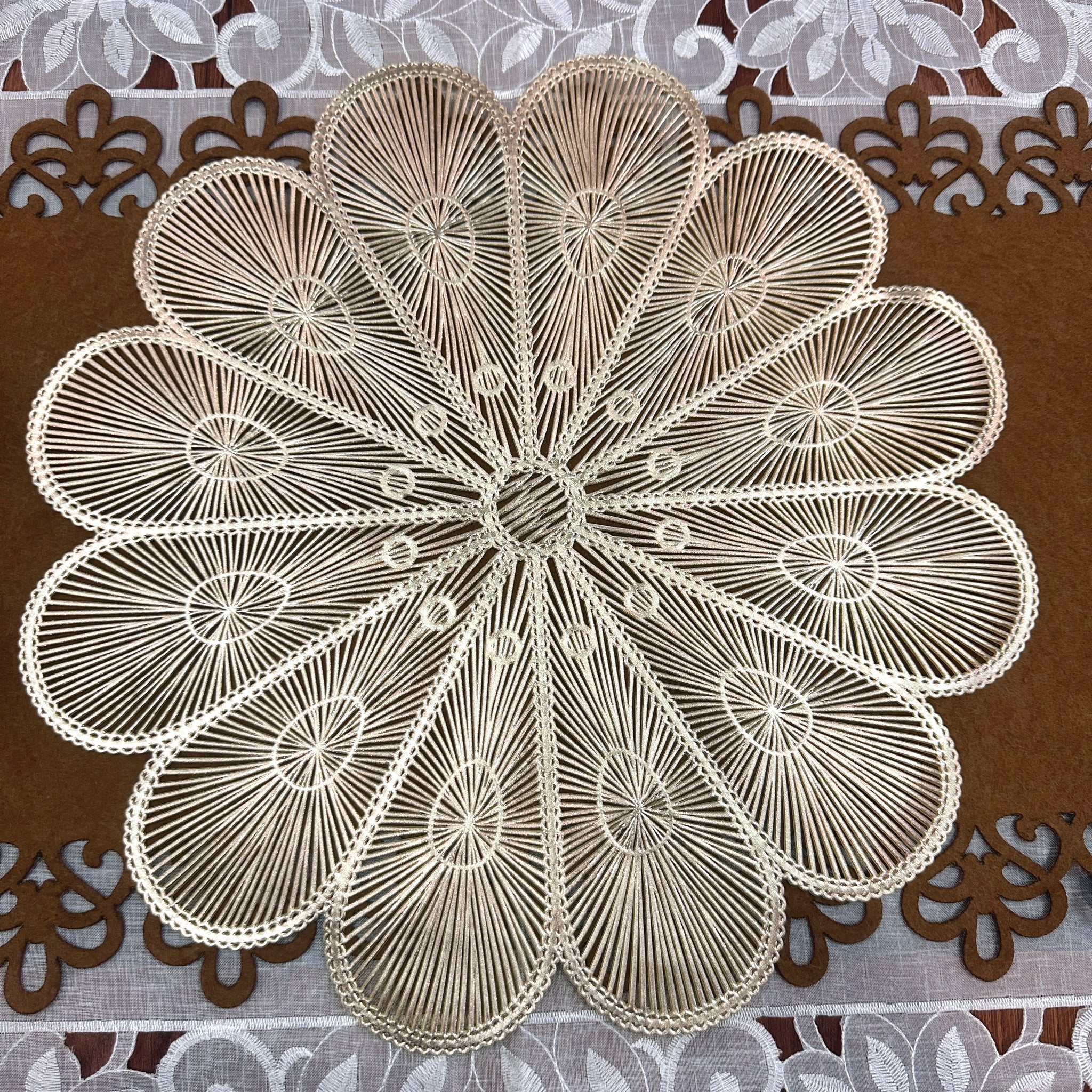 Premium Flower Decor Metallic Table Mats