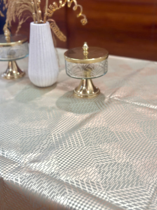 Box Cross Checks Premium Table Cover