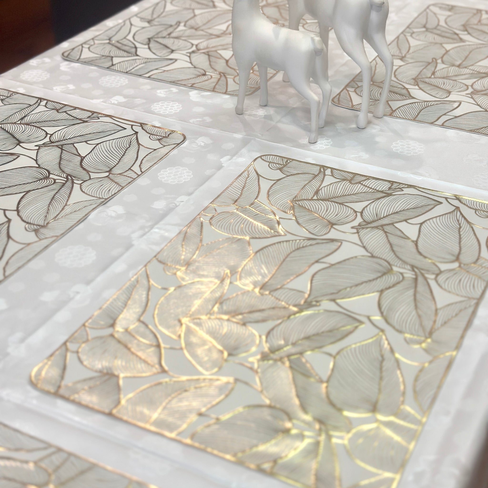 Premium Golden Leaf Metallic Rectangle Table Mats