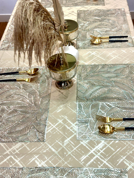 Broad Leaf Overlap Rectangle Metallic Table Mats