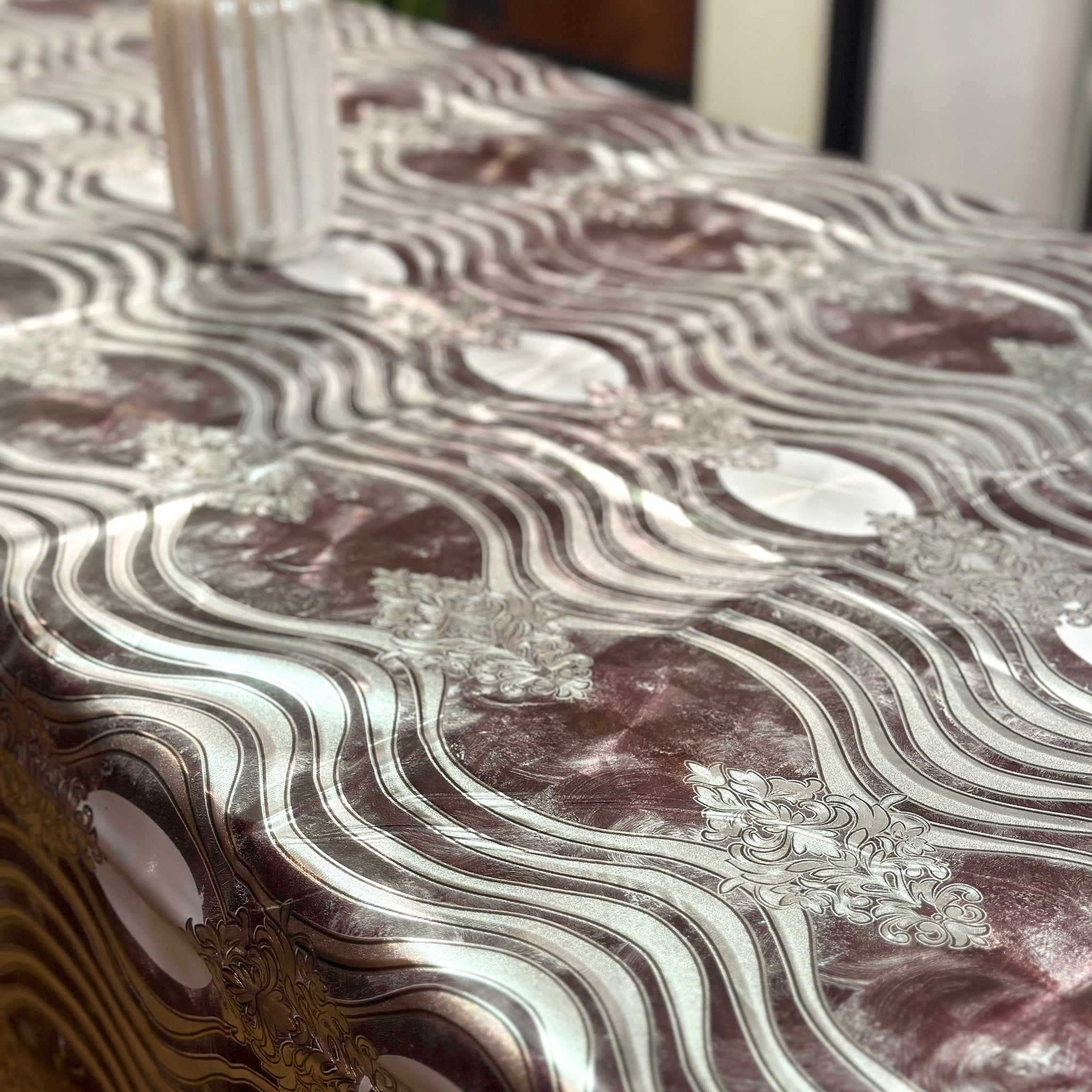 Metallic Waves Table Cover