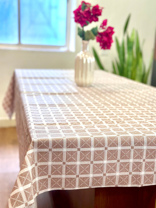 Box Cross Shimmer Table Cover