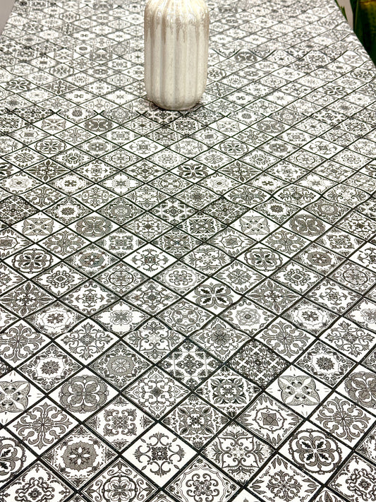 Black & White Mandala Shimmer Table Cover