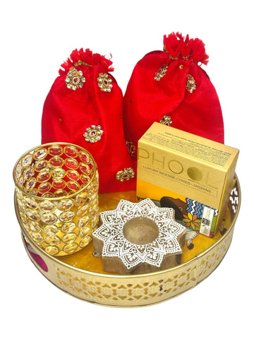 Pichwai Hamper