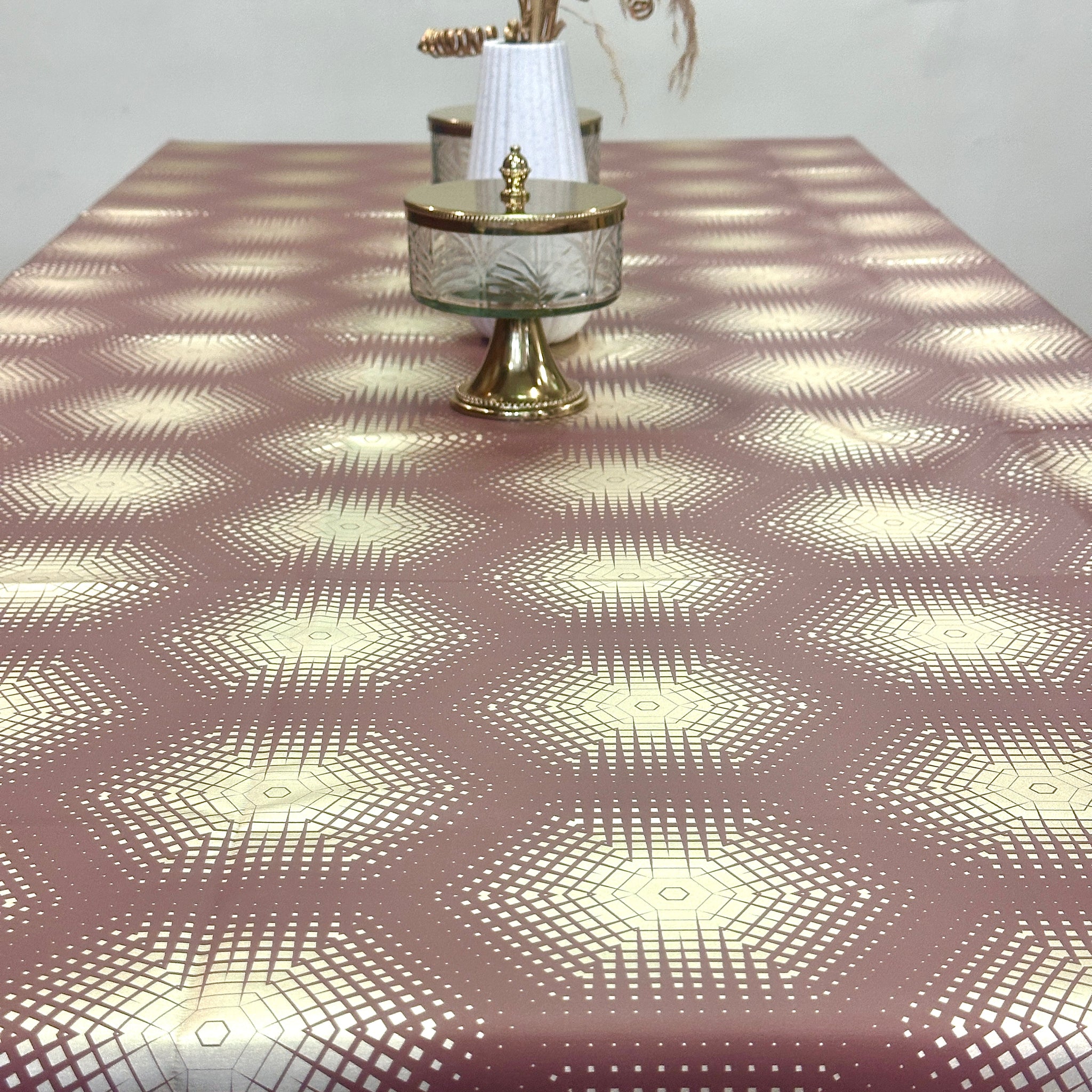 Polygon Premium Table Cover