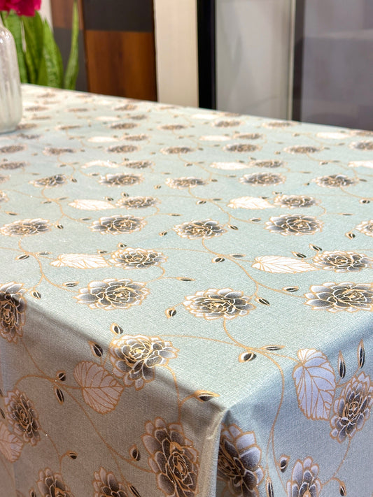 Pista Floral Shimmer Table Cover